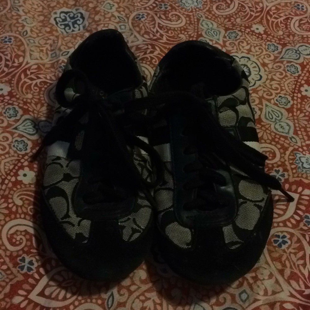 Authentic Coach sneakers. Loved condition.